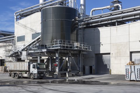 Schlammstapelsystem zur Schnellverladung von Papierschlämmen Schlammstapelsystem zur Schnellverladung von Papierschlämmen